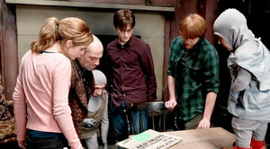  Exclusive: Harry Potter behind the scene (Fb.com/DanielJacobRadcliffeFanClub)