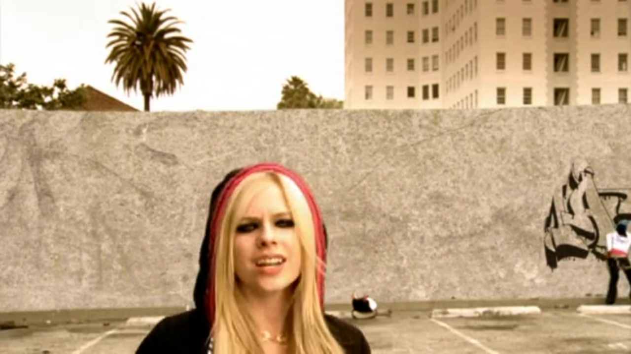 Girlfriend {Music Video} - Avril Lavigne Photo (38793835) - Fanpop