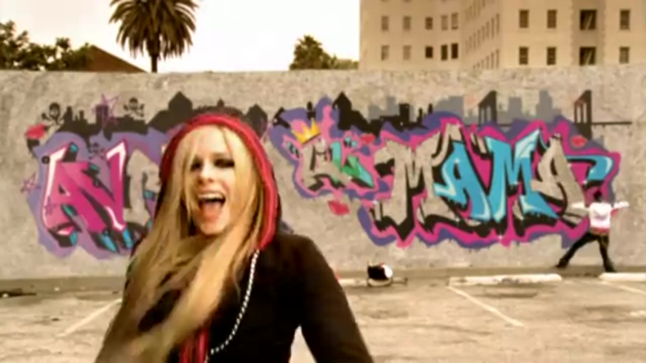 Girlfriend {Music Video} - Avril Lavigne Photo (38794366) - Fanpop