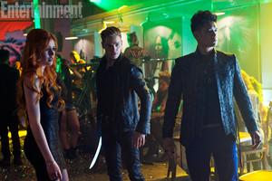  Shadowhunters first look