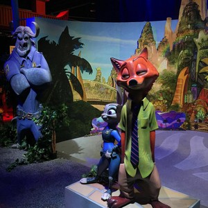  Zootopia Nick and Judy statues at D23 Expo