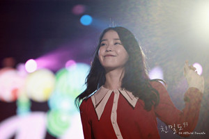  141017 IU at Lotte Card MOOV - musique in Incheon concert