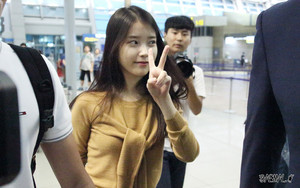  150828 आई यू At Incheon Airport Leaving to Shanghai