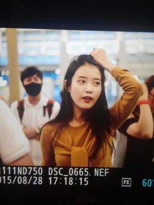  150828 李知恩 at Incheon Airport Leaving for Shanghai
