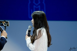  150908 IU（アイユー） at Samsung Play the Challenge Talk コンサート