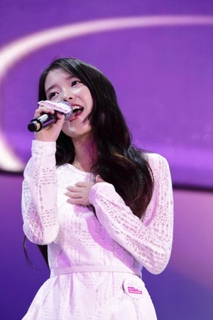  150908 IU at Samsung Play the Challenge Talk Concert150908 IU at Samsung Play the Challenge Talk Con