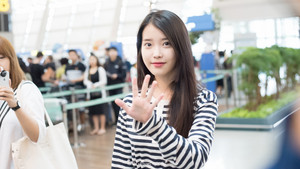  150912 IU at Incheon Airport Leaving for Hong Kong