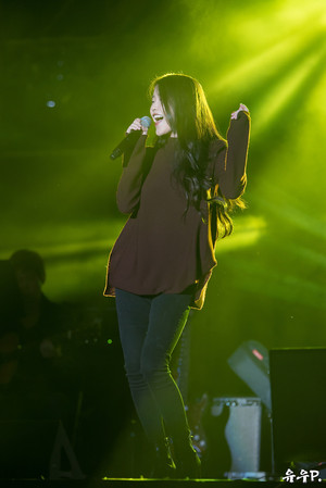  150919 IU at Melody Forest Camp کنسرٹ