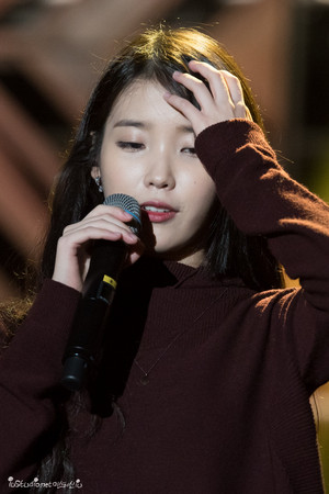  150919 IU at Melody Forest Camp konsert