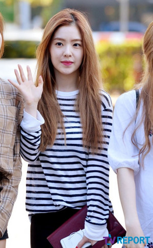  Irene at KBS 音楽 Bank