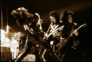  吻乐队（Kiss） ~January 26, 1974