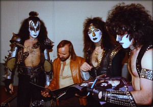  baciare ~San Antonio, Texas…March 11, 1983 (Creatures of the Night tour