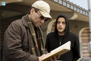  Mr. Robot - Episode 1.02 - eps.1.1_ones-and-zer0es.mpeg - Promotional 사진