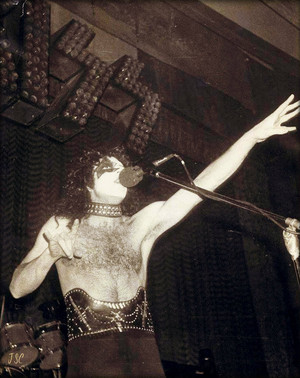  Paul ~March 19, 1975 (Roxy Theater)