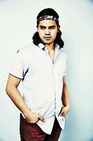  litrato to Painting Carlos Valdes