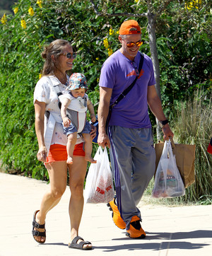 Robert Downey Jr and Susan Downey take their daughter Avri Downey out to the Farmer’s market