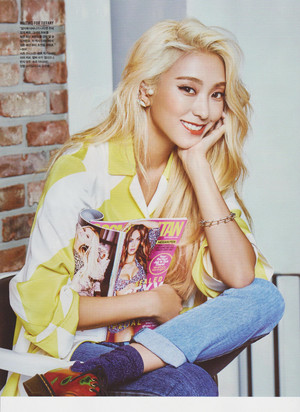  Sistar Bora and SNSD Tiffany for Cosmopolitan Magazine (Sep. 2015)