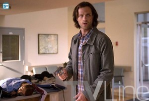  Supernatural - Episode 11.01 - Out of Darkness Into the ngọn lửa, chữa cháy - Promo Pics