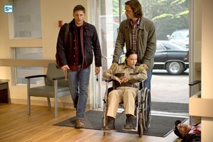  Supernatural - Episode 11.01 - Out of Darkness Into the feu - Promo Pics