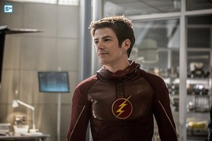  The Flash - Episode 2.01 - The Man Who Saved Central City - Promo Pics