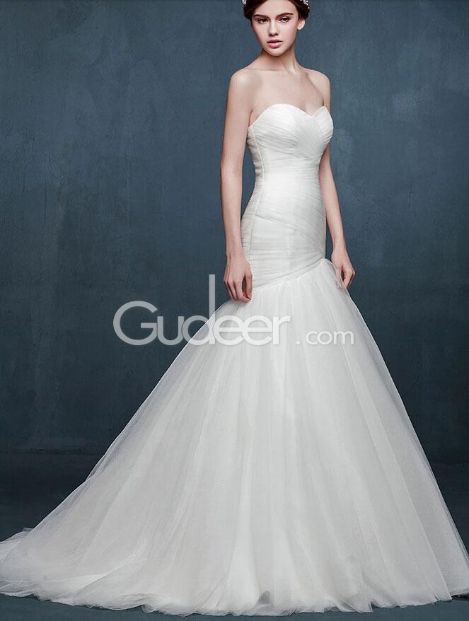 simple trumpet strapless sweetheart corset tulle wedding dress 1