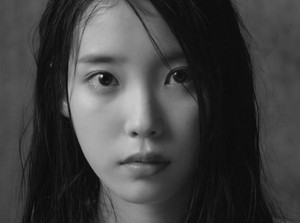  [Cropped CAPS] [Teaser 1] IU - The douche