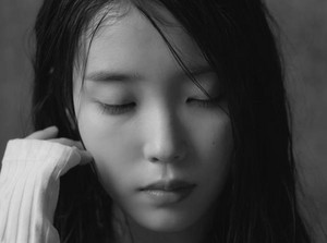 [Cropped CAPS] [Teaser 1] IU - The Shower