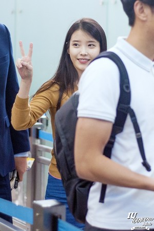  150828 आई यू At Incheon Airport Leaving for Shanghai