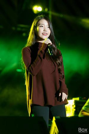  150919 iu at Melody Forest Camp konser