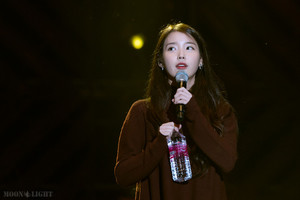  150919 IU at Melody Forest Camp concert