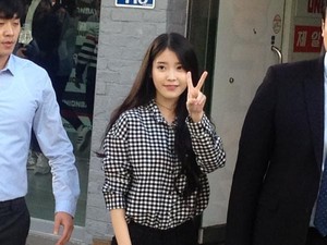  151017 IU at UNIONBAY Fansign Meeting