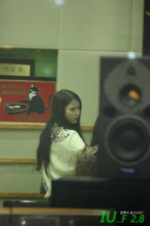  151023 IU at KBS2 FM Yoo In Na's Volume Up