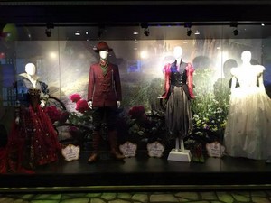  Alice Through the Looking Glass Costumes