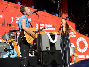  Ariana Grande x कोल्डप्ले - Global Citizens Festival 2015