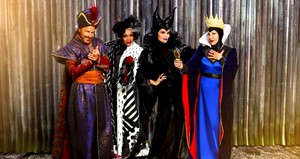  Disney's Descendants' Jafar, Cruella De Vil, Maleficent and the Evil 皇后乐队