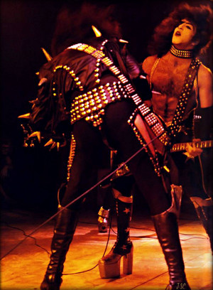  吻乐队（Kiss） ~Munchen, West Germany...June 3, 1976 Destroyer tour