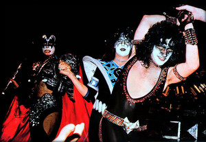  Kiss ~NYC July 25, 1980 Unmasked Tour The Palladium Eric Carr first montrer