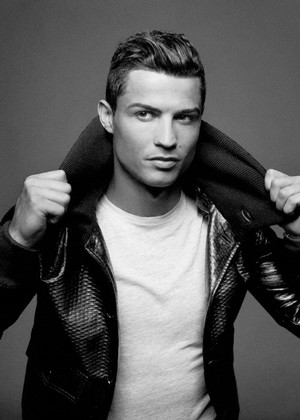  Ronaldo hottie ♔♥