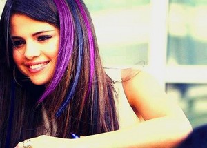  Selena Gomez Pic for my BESTIE PARISHEY ( GirlySpunk )