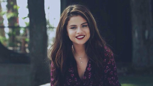  Selena beauty♔♥