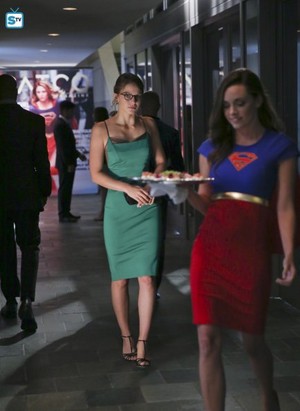  Supergirl - Episode 1.03 - Fight oder Flight - Promo Pics