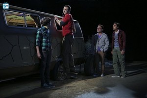  The Big Bang Theory 9.03 ''The Bachelor Party Corrosion''