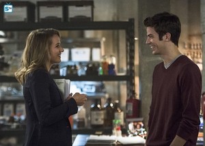  The Flash - Episode 2.04 - The Fury of Firestorm - Promo Pics
