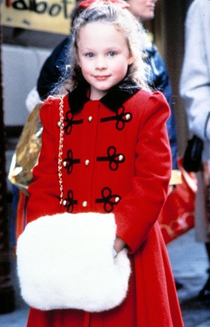  Thora Birch as Hallie O'Fallon in All I Want for navidad