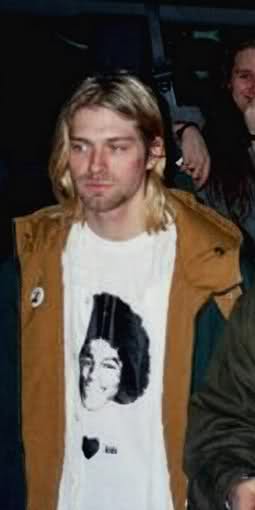  kurt cobain fron nirvana got his michael jackson camisa, camiseta on