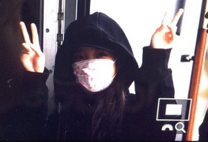  151115 IU（アイユー） Arriving at Sudden Attack Mini ファン Meeting