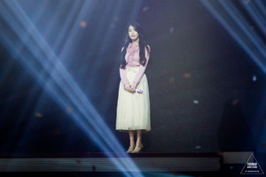  151121 IU 'CHAT-SHIRE' کنسرٹ at Seoul Olympic Hall