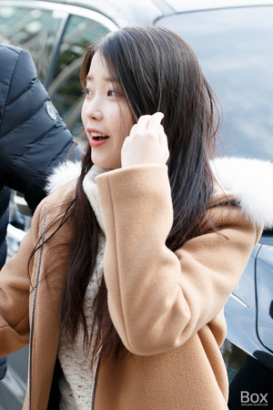  151129 iu Arriving 'CHAT-SHIRE' show, concerto at Busan