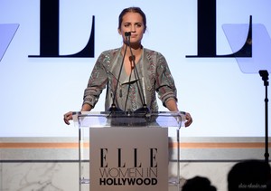  22nd Annual ELLE Women In Hollywood Awards - Zeigen (October 19, 2015)