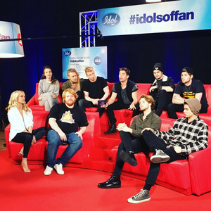  5Sos at Swedish Idol